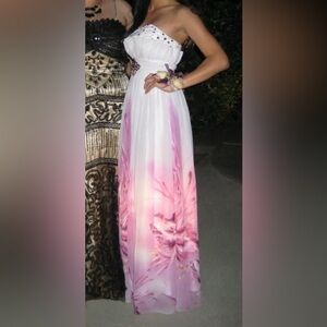 Elegant Pink and White Maxi Dress